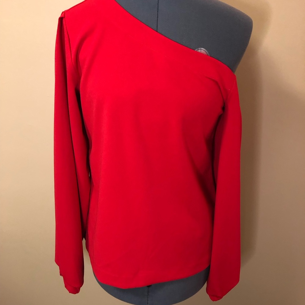 Banana Republic - Cold shoulder top - Never worn
